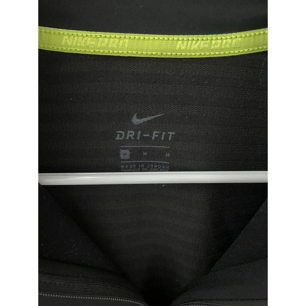 Nike Womens Dri-Fit 1/4 zip top long sleeve Medium